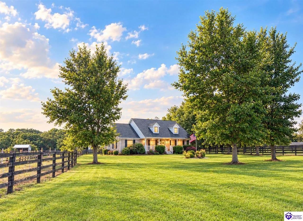 9.64 Acres of Land for Sale in Russell Springs, KY - Russell Springs, Kentucky, 42642