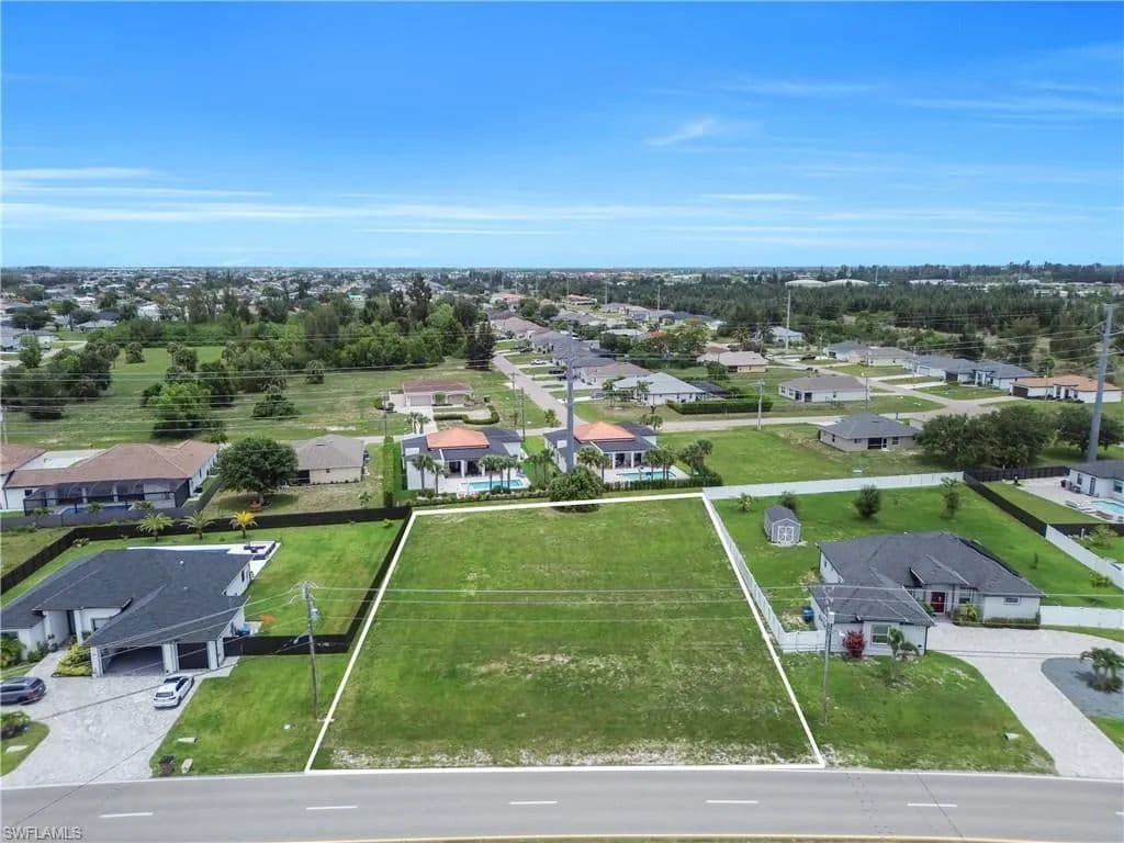 0.47 Acres of Land for Sale in Cape Coral, Florida - Cape Coral, Florida, 33991