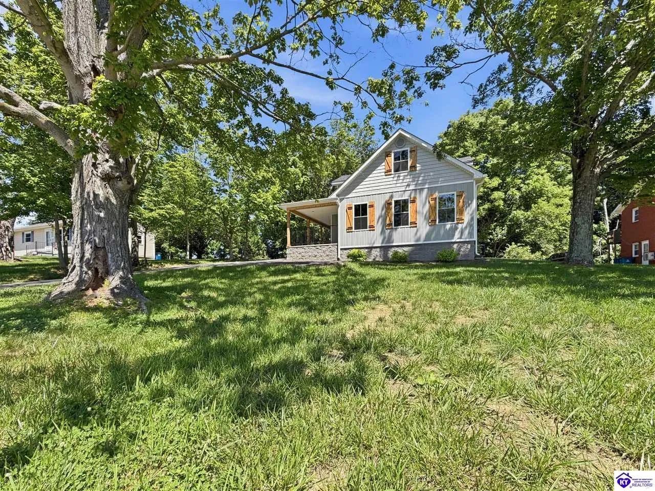 Property from 829 Old State Road - KW - Brandenburg, Kentucky, 40108