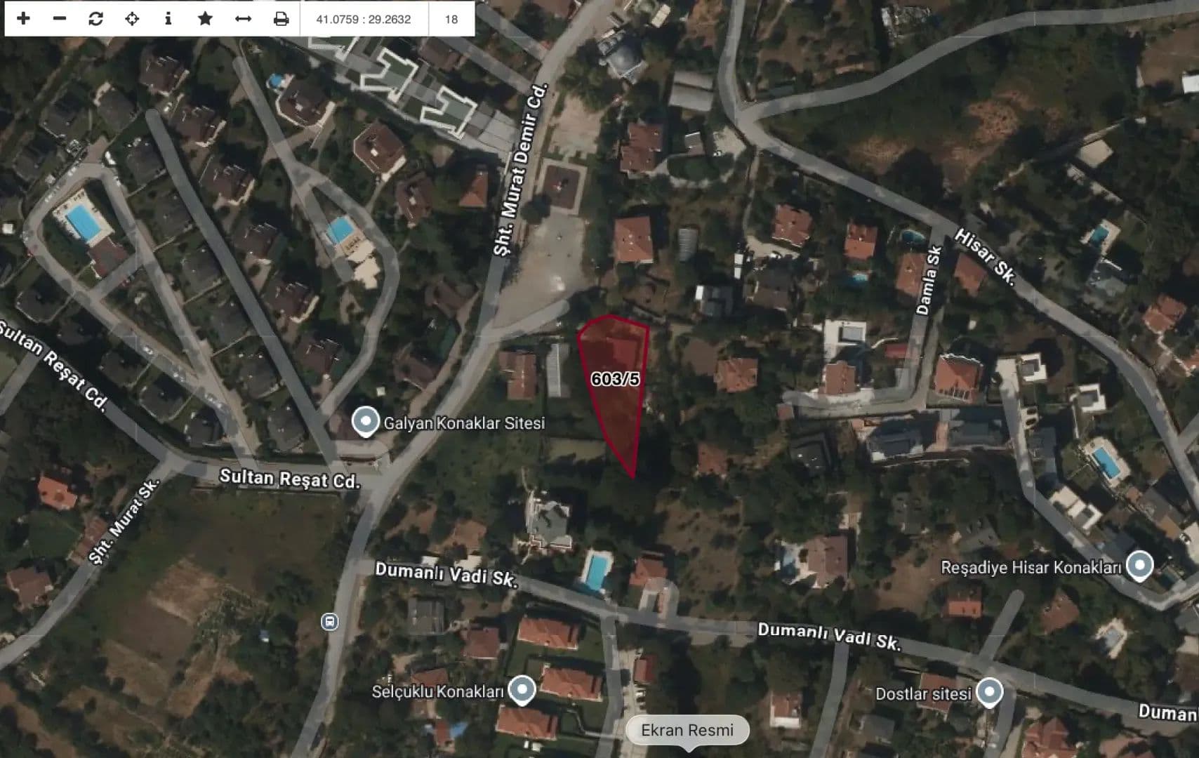 Reşadiye'de Satılık 450M2 Arsa - land for sale