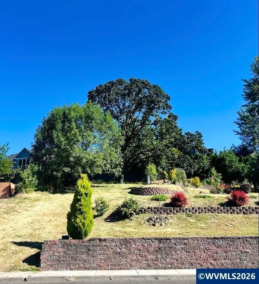 Property from 1677 Ptarmigan St NW - KW - Salem, Oregon, 97304