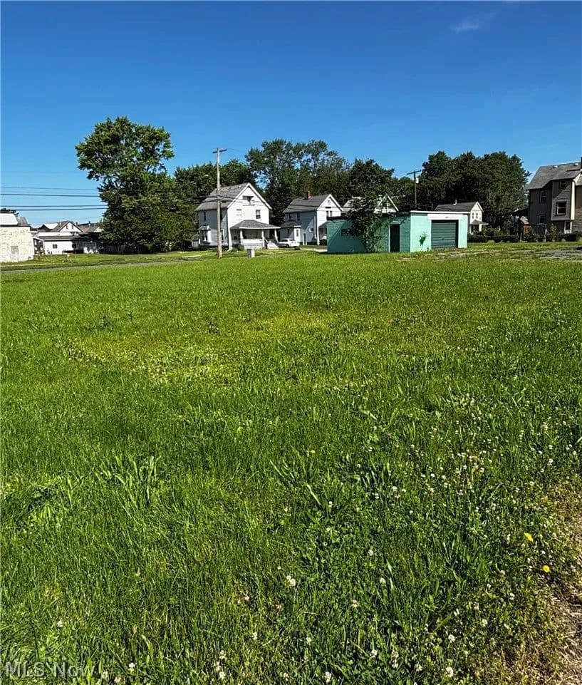 0.5 Acres of Land for Sale in Niles, Ohio - Niles, Ohio, 44446
