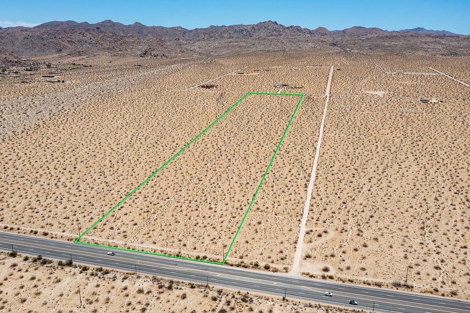 29.58 Acres of Land for Sale in Joshua Tree, CA - Joshua Tree, California, 92252