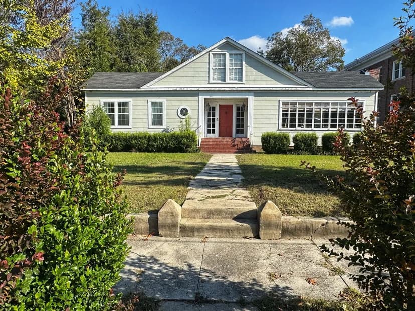 Southern Charm on the Bayou in Sumner, MS!