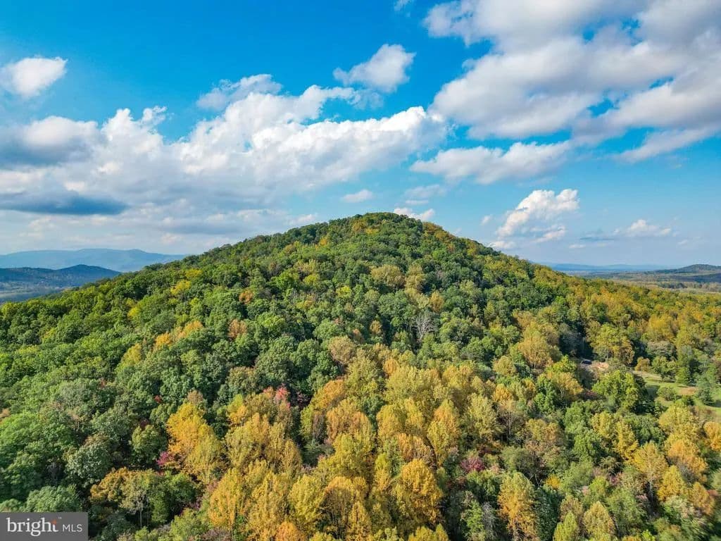 5.04 Acres of Land for Sale in AMISSVILLE, VA - Amissville, Virginia, 20106