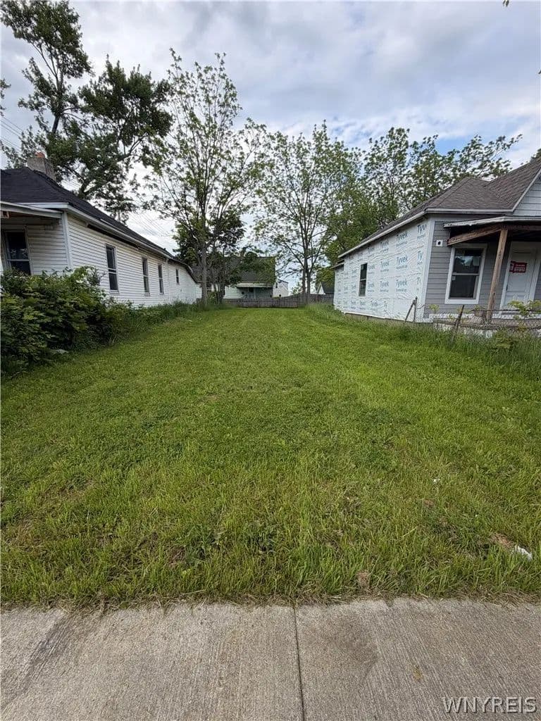 Property from 1304 Garden Avenue - KW - Niagara Falls, New York, 14305