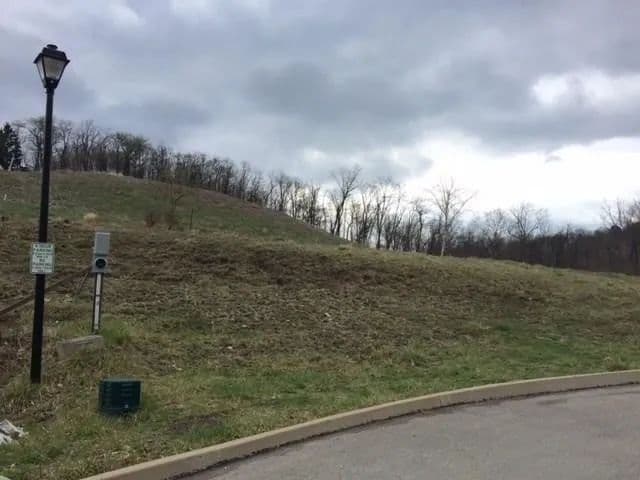 0.43 Acres of Land for Sale in Green Tree, Pennsylvania - land for sale