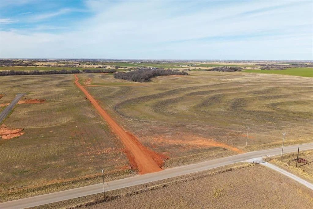 5.12 Acres of Land for Sale in El Reno, Oklahoma - El Reno, Oklahoma, 73036