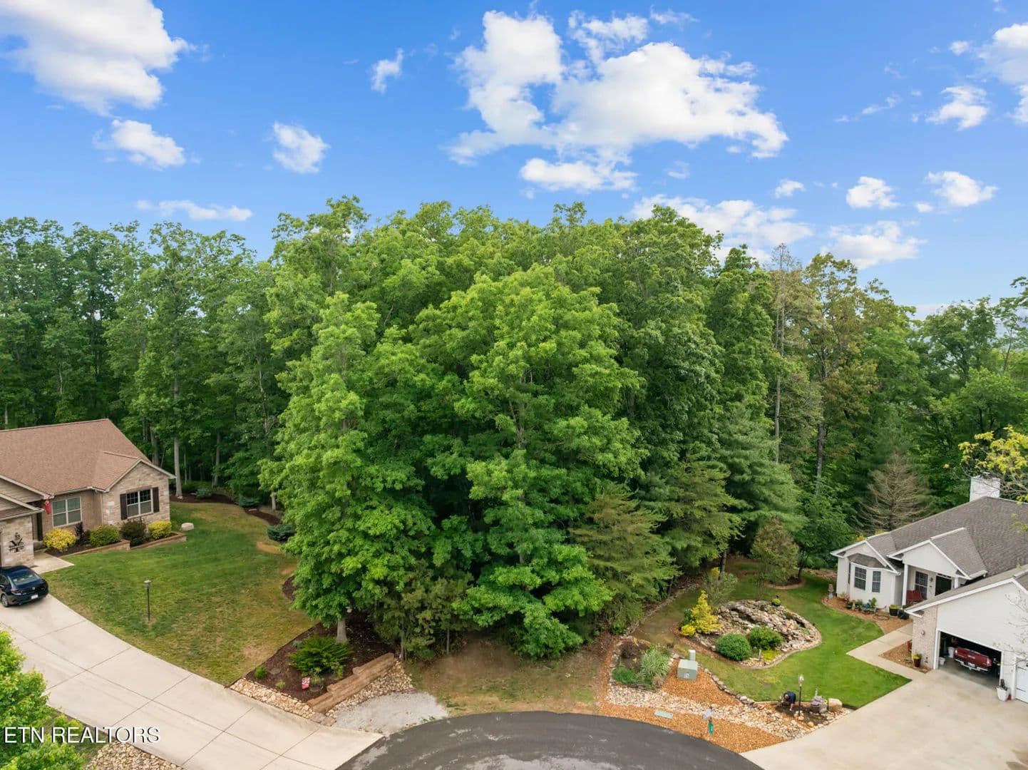 Property from 33 Camden Court - KW - Crossville, Tennessee, 38558
