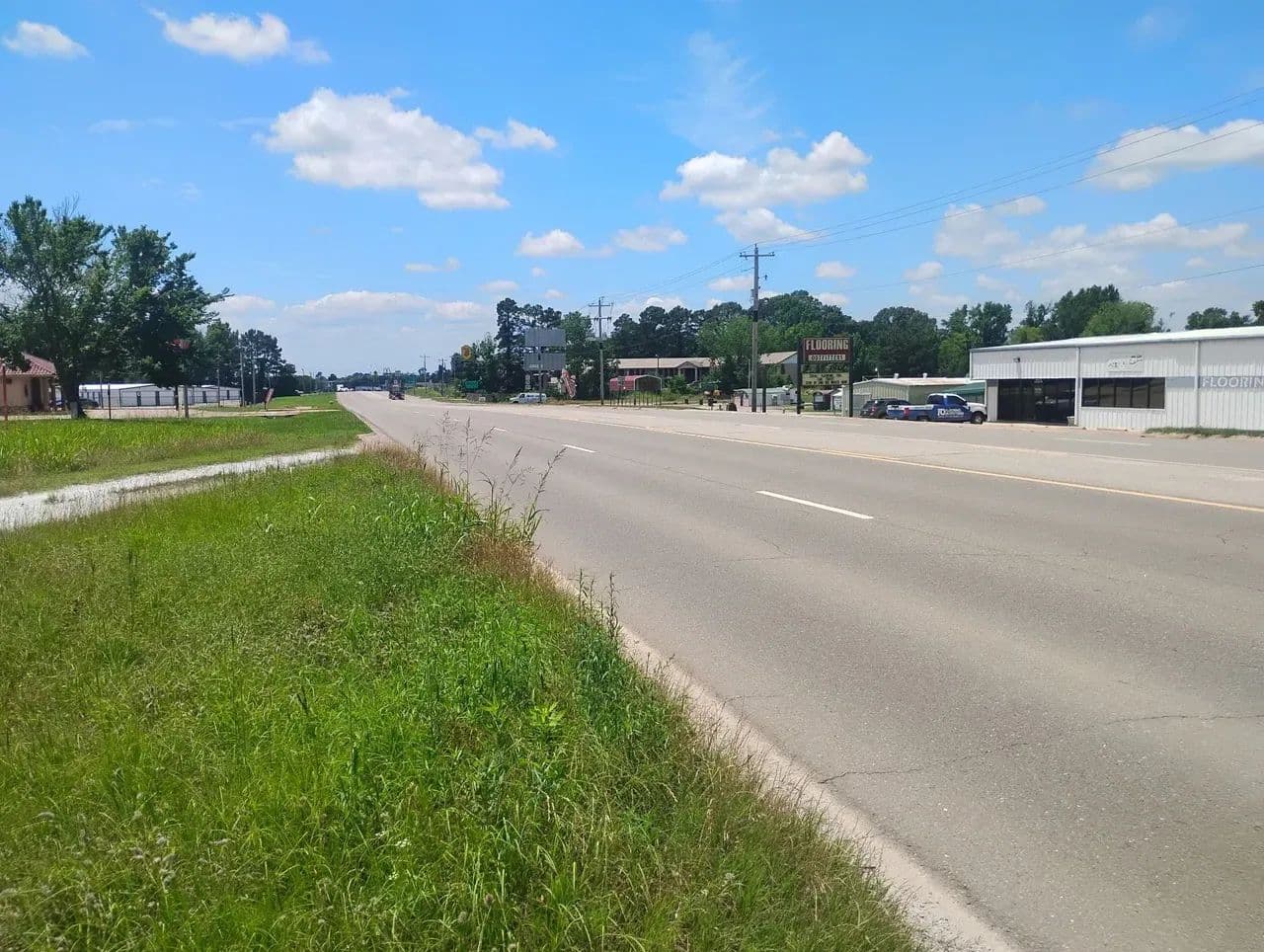 Excellent Commercial lot on HWY 3 North of Idabel near numerous busineses - Idabel, Oklahoma, 74745