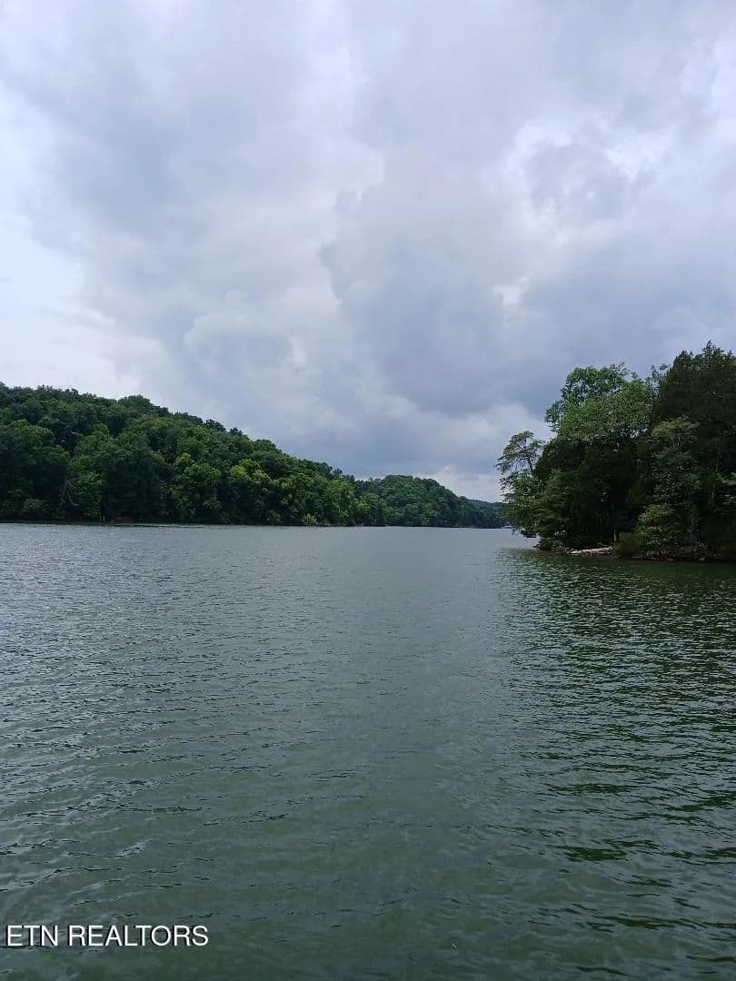 0.91 Acres of Land for Sale in Friendsville, TN - Friendsville, Tennessee, 37737