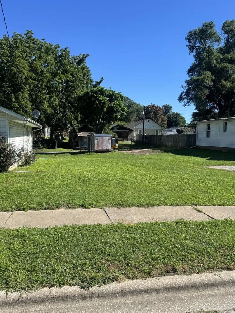 Property from 213 Maple Street - KW - Quincy, Illinois, 62301