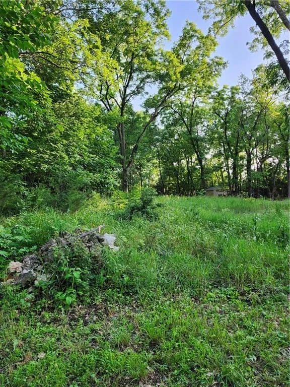 Property from 18 Sunset Circle - KW - Linn Valley, Kansas, 66040