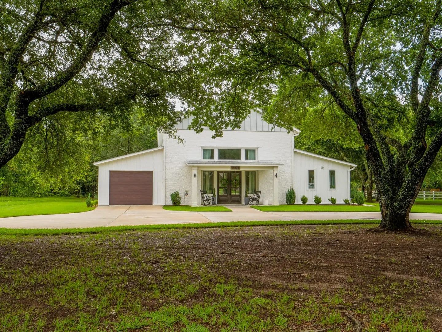 Navajo Place - Tomball, Texas, 77375
