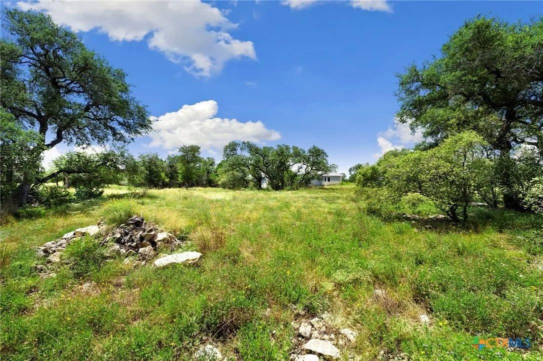 1.04 Acres of Land for Sale in Canyon Lake, TX - Canyon Lake, Texas, 78133