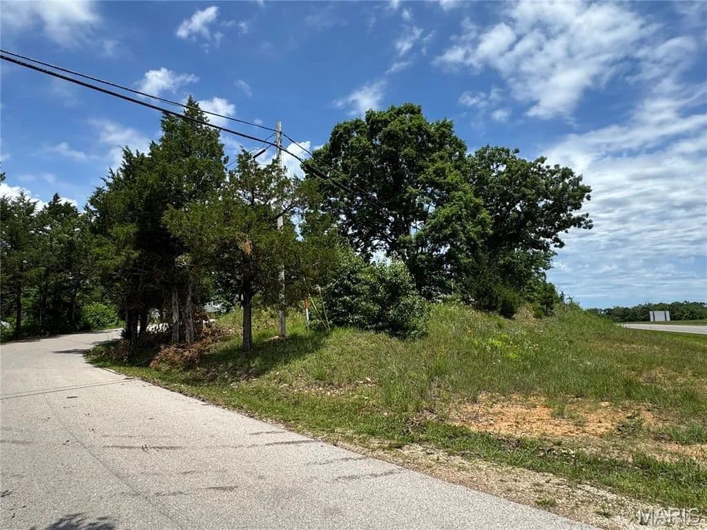 Property from TBD Hellix Drive - KW - St Robert, Missouri, 65584