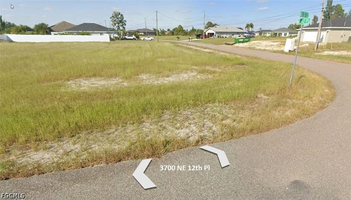 Vacant Land in Cape Coral - land for sale