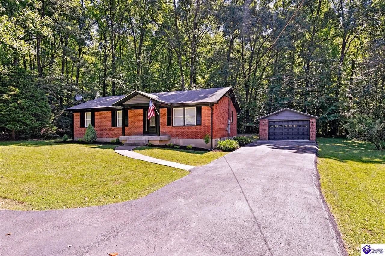 0.9 Acres of Land for Sale in Shepherdsville, Kentucky - Shepherdsville, Kentucky, 40165