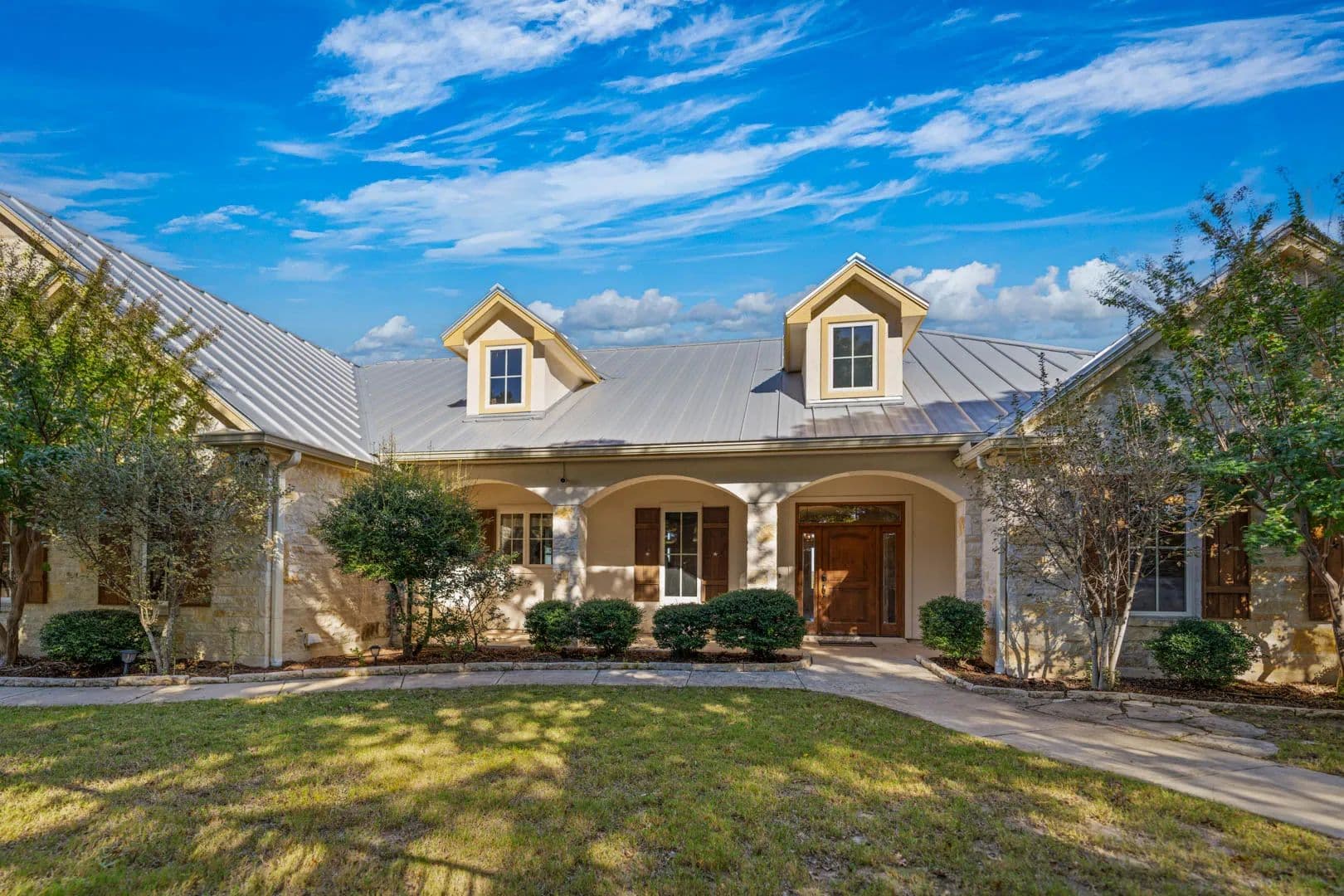 Luxury Country Home in Ingram, TX for Sale - Hill Country Paradise on 20 Acres - Ingram, Texas, 78025
