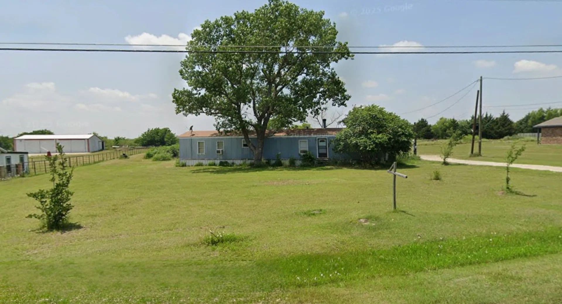 1.55 Acres of Land for Sale in Palmer, Texas - Palmer, Texas, 75152
