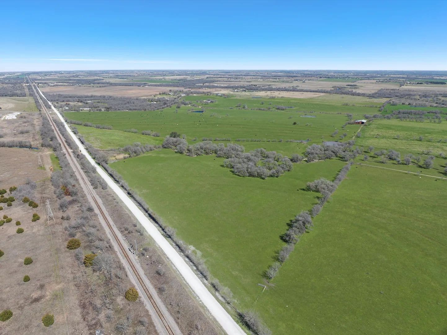Vacant Land (10+ Acres) in Elm Mott - land for sale