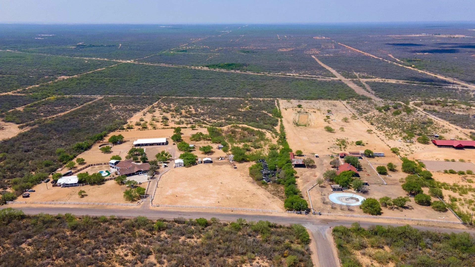 10 Acres of Land for Sale in Laredo, Texas - Laredo, Texas, 78045