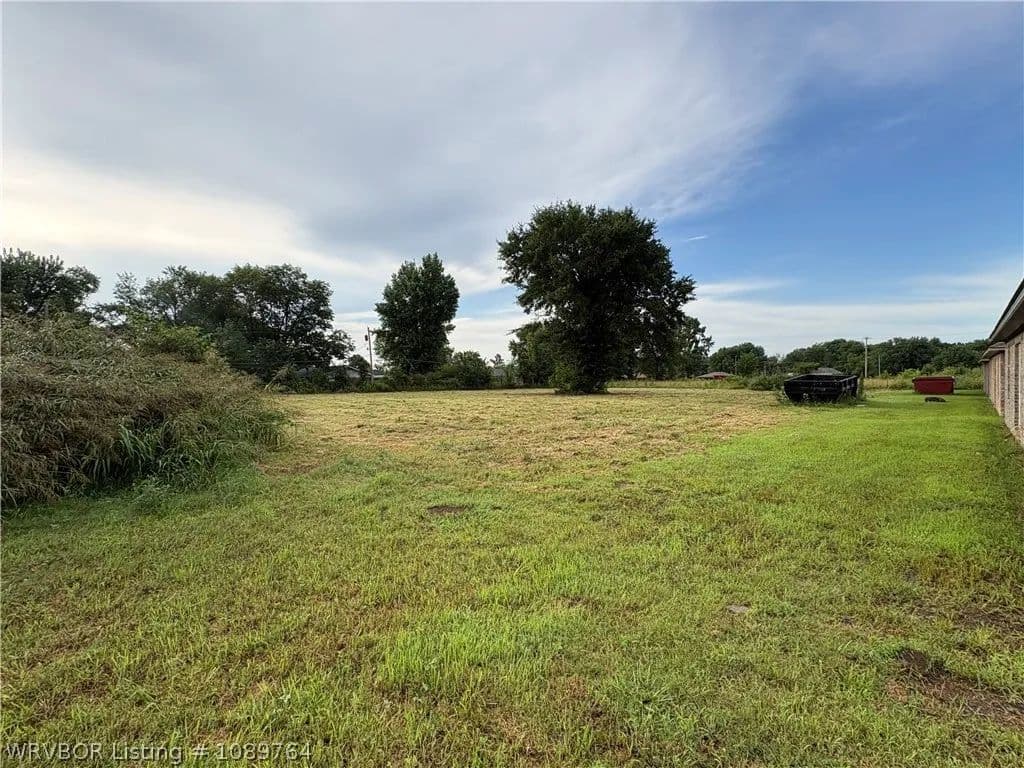 1.8 Acres of Land for Sale in Sallisaw, Oklahoma - Sallisaw, Oklahoma, 74955