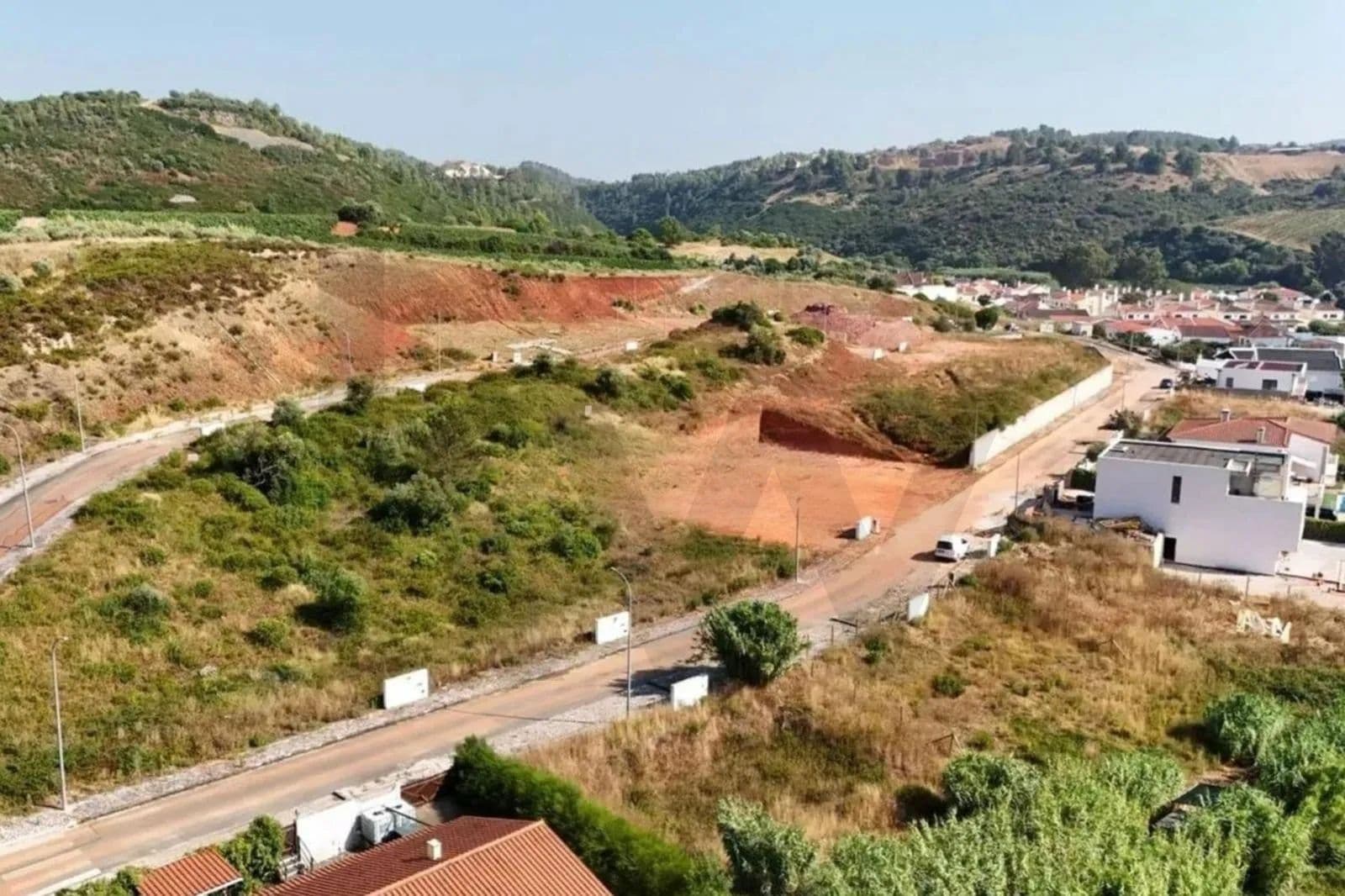 500 Acres of Land for Sale in Abrigada e Cabanas de Torres, Alenquer - land for sale