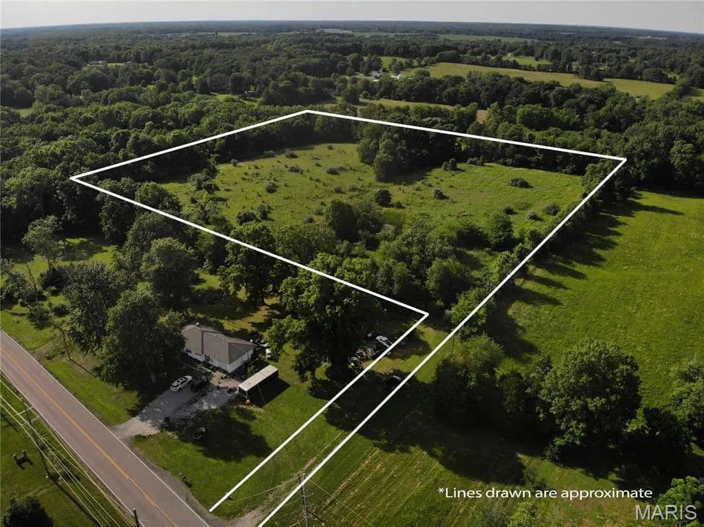 Property from 0 E Fairfield Rd - KW - Bluford, Illinois, 62814