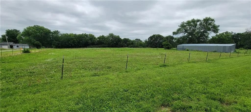 1.74 Acres of Land for Sale in LaHarpe, KS - Kansas, 66751