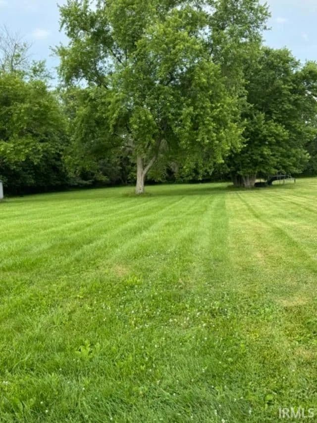 1.06 Acres of Land for Sale in Linton, Indiana - Linton, Indiana, 47441