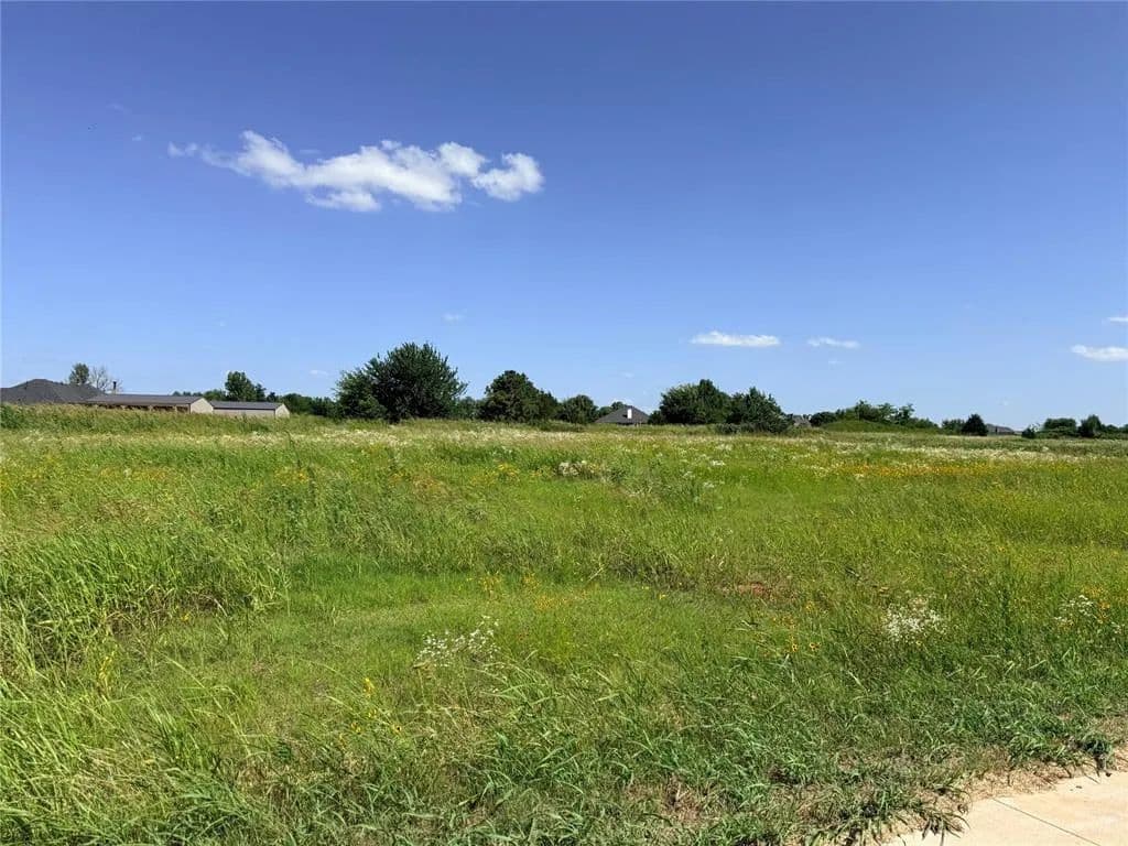 0.97 Acres of Land for Sale in Edmond, Oklahoma - Edmond, Oklahoma, 73025