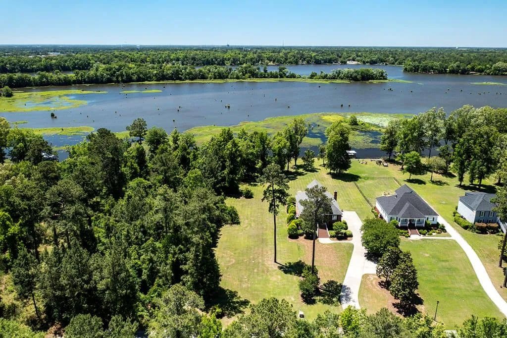 Vacant Land in Albany - land for sale