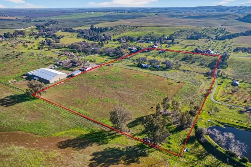 16 Acres of Residential Land for Sale in Esparto, CA