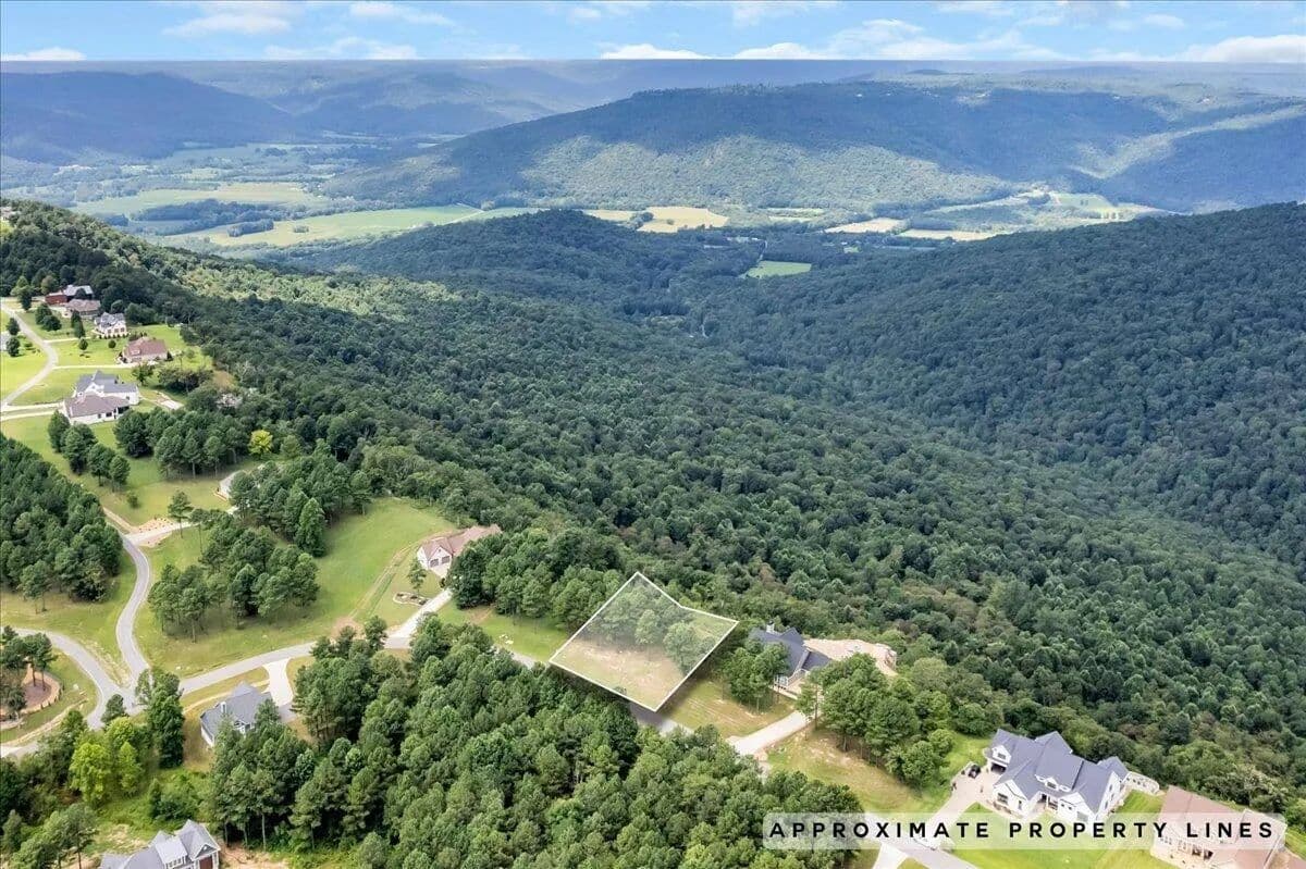 0.79 Acres of Land for Sale in Jasper, TN - Jasper, Tennessee, 37347