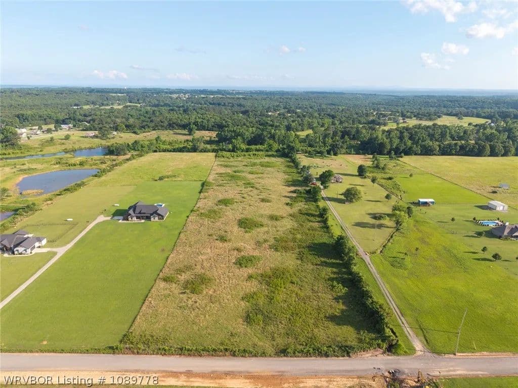 9.9 Acres of Land for Sale in Alma, Arkansas - Alma, Arkansas, 72921