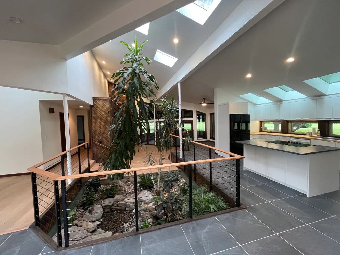 Modern Country Home Close to Pittsburg - Pittsburg, Kansas, 66762