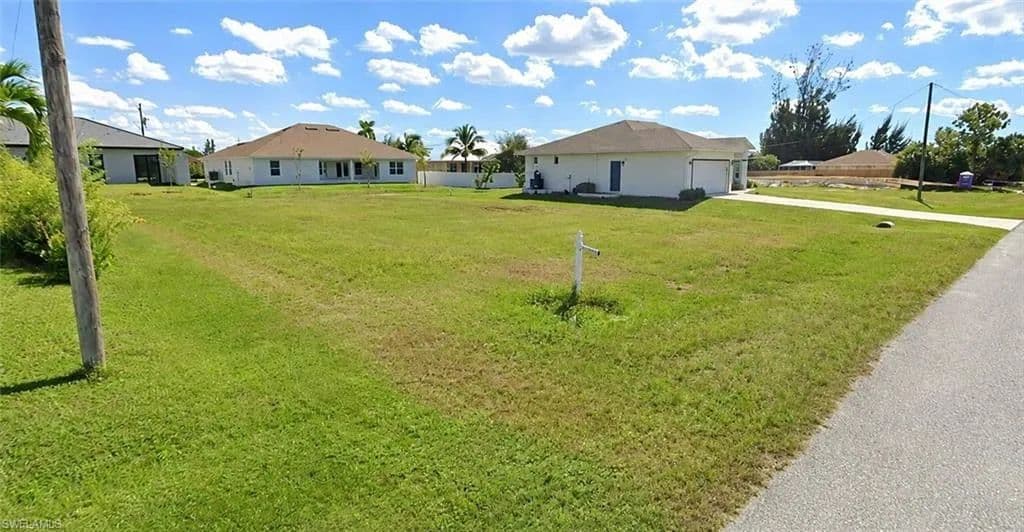 0.23 Acres of Land for Sale in CAPE CORAL, FL - Cape Coral, Florida, 33993