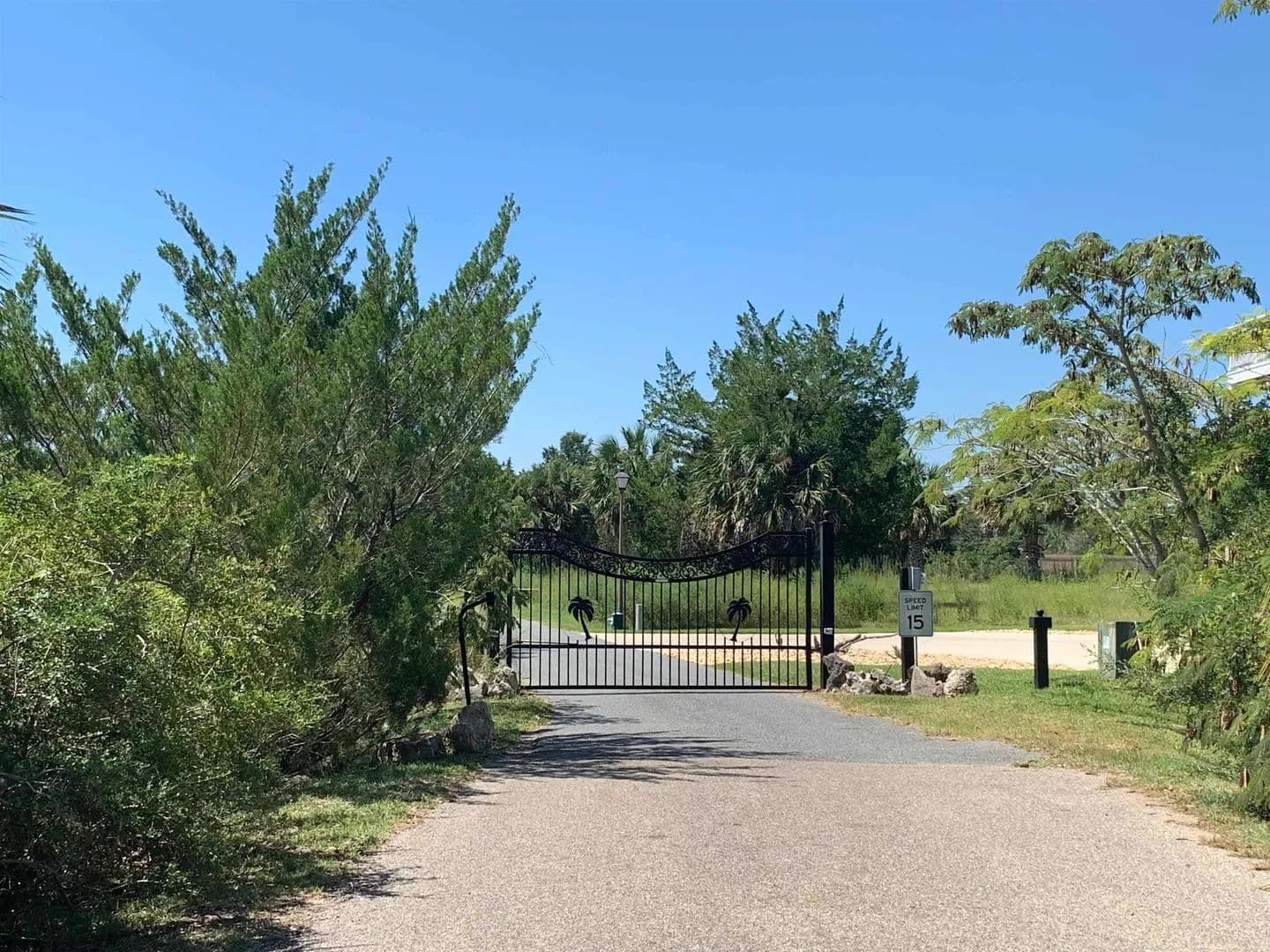 Property from Lot 26 Southside Estates - KW - Crawfordville, Florida, 32327