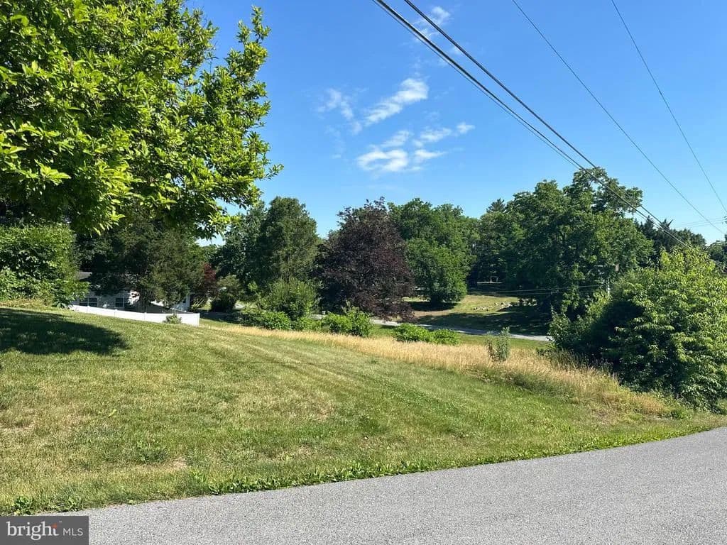 0.36 Acres of Land for Sale in MARTINSBURG, WV - Martinsburg, West Virginia, 25405