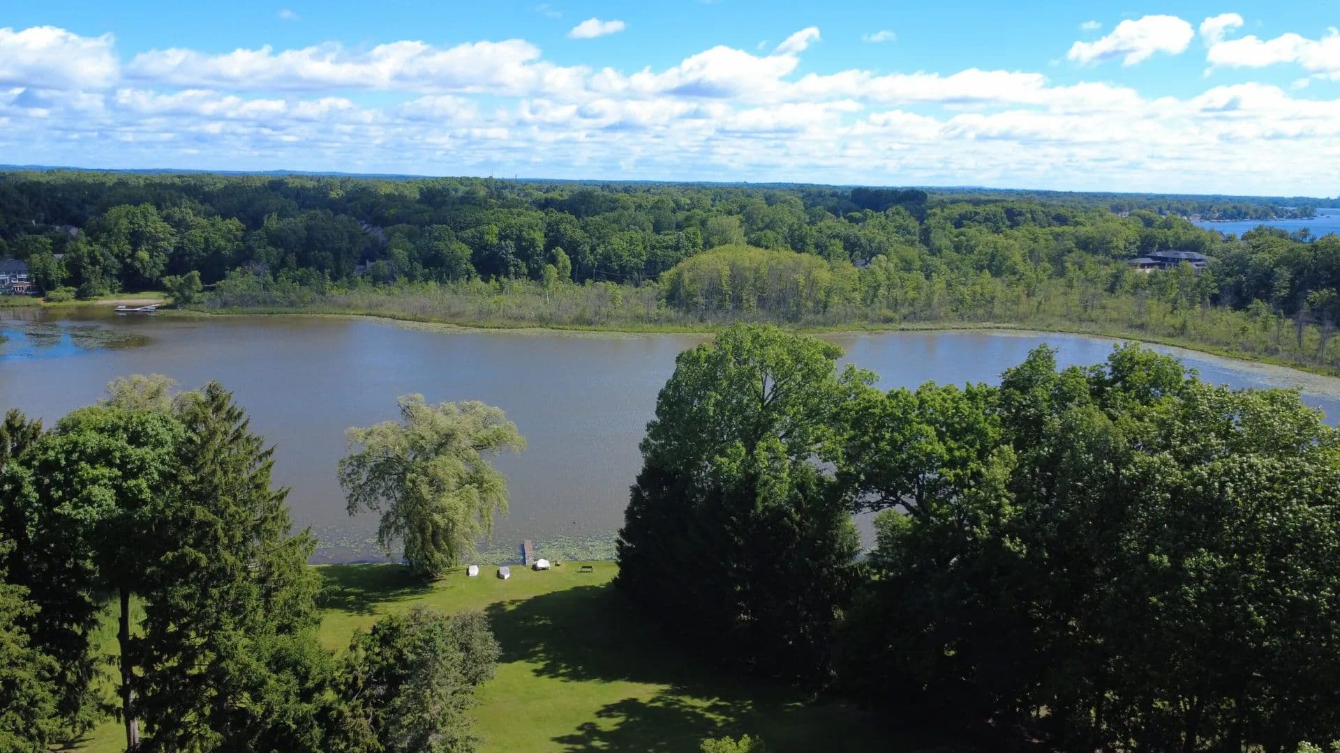West Bloomfield Private Lake Estate - land for sale