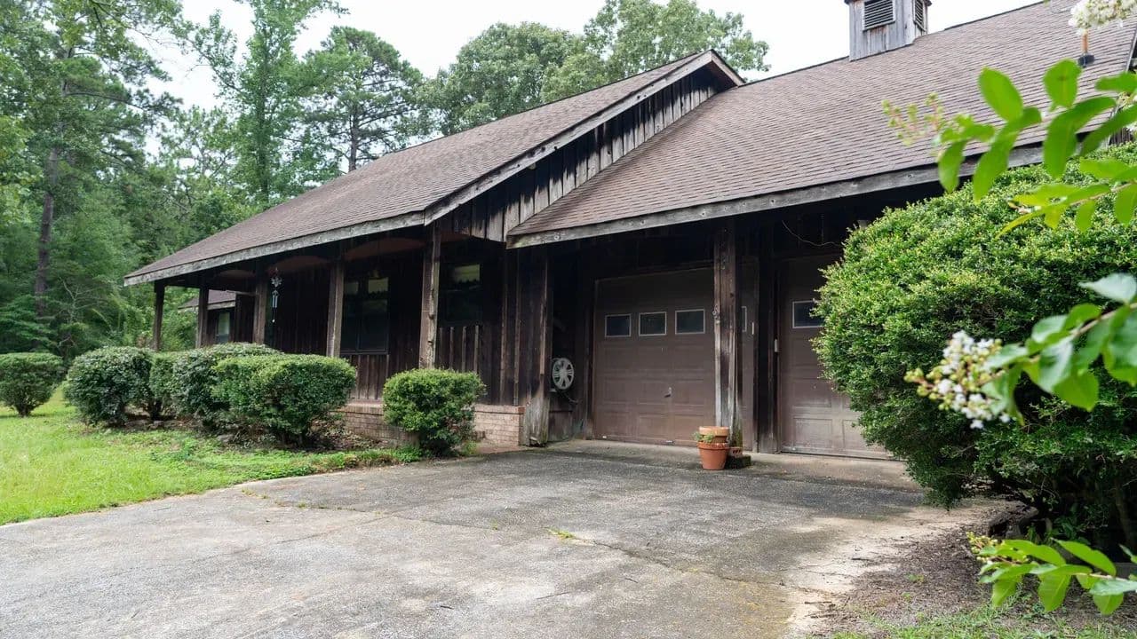 Chilton County Homestead on 32 Acres - Thorsby, Alabama, 35171