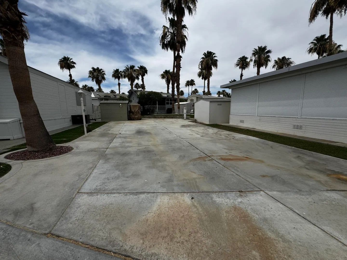 Property from 84136 Avenue 44 #532 - KW - Indio, California, 92203
