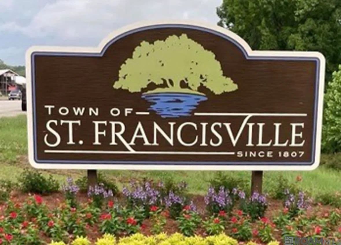 0.32 Acres of Land for Sale in St Francisville, LA - Louisiana, 70775