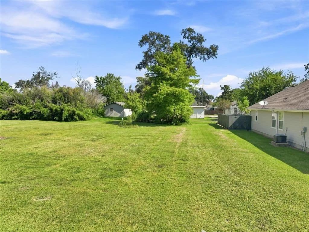 Lots & Land-Other in Lake Charles - Lake Charles, Louisiana, 70601
