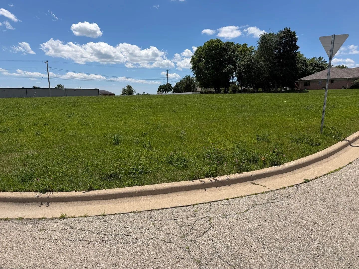 1.05 Acres of Land for Sale in Mendota, IL - Mendota, Illinois, 61342
