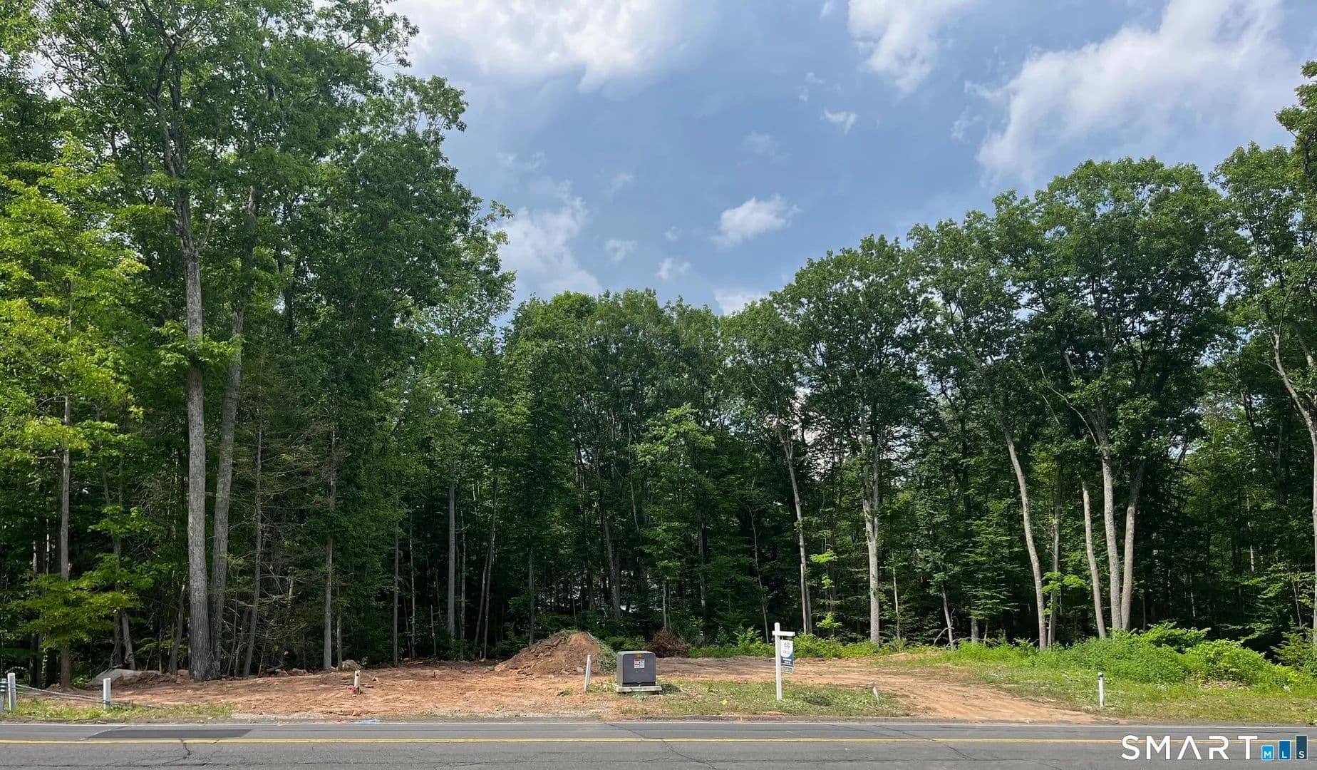 Property from 124 HOLLISTER Drive - KW - Avon, Connecticut, 06001