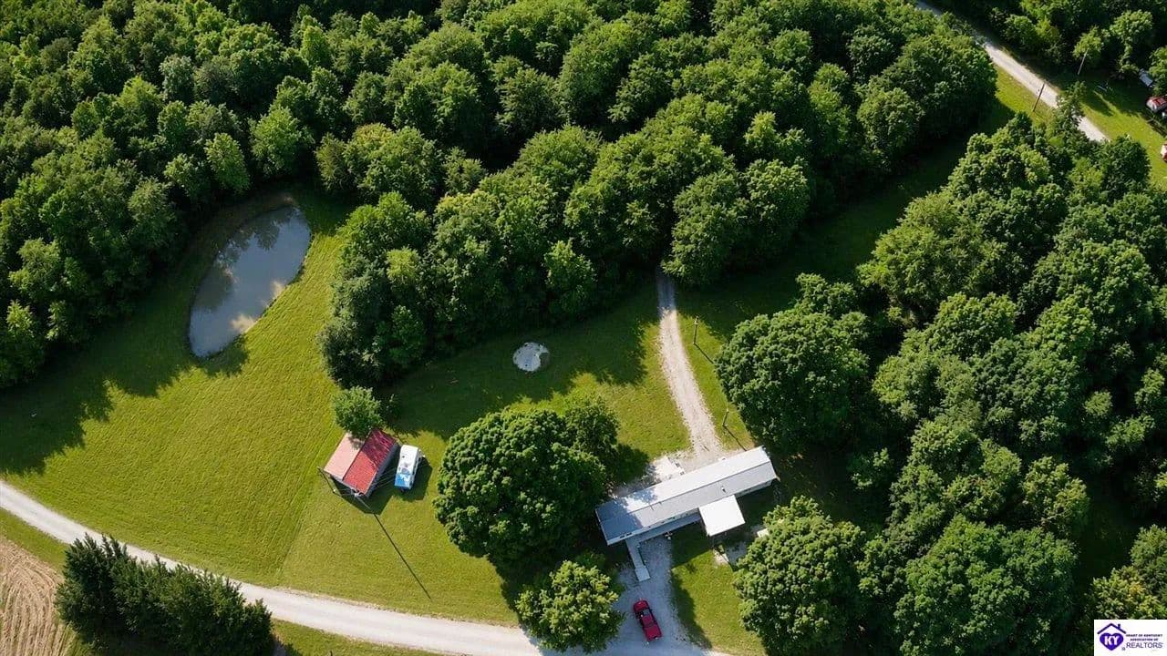 9 Acres of Land for Sale in Clarkson, Kentucky - Clarkson, Kentucky, 42726