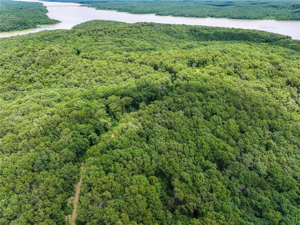 144 Acres of Land for Sale in Osceola, MO - Osceola, Missouri, 64776