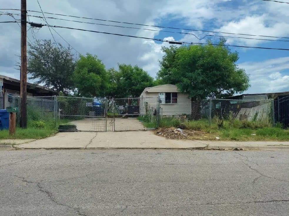0.17 Acres of Land for Sale in Laredo, Texas - Laredo, Texas, 78043